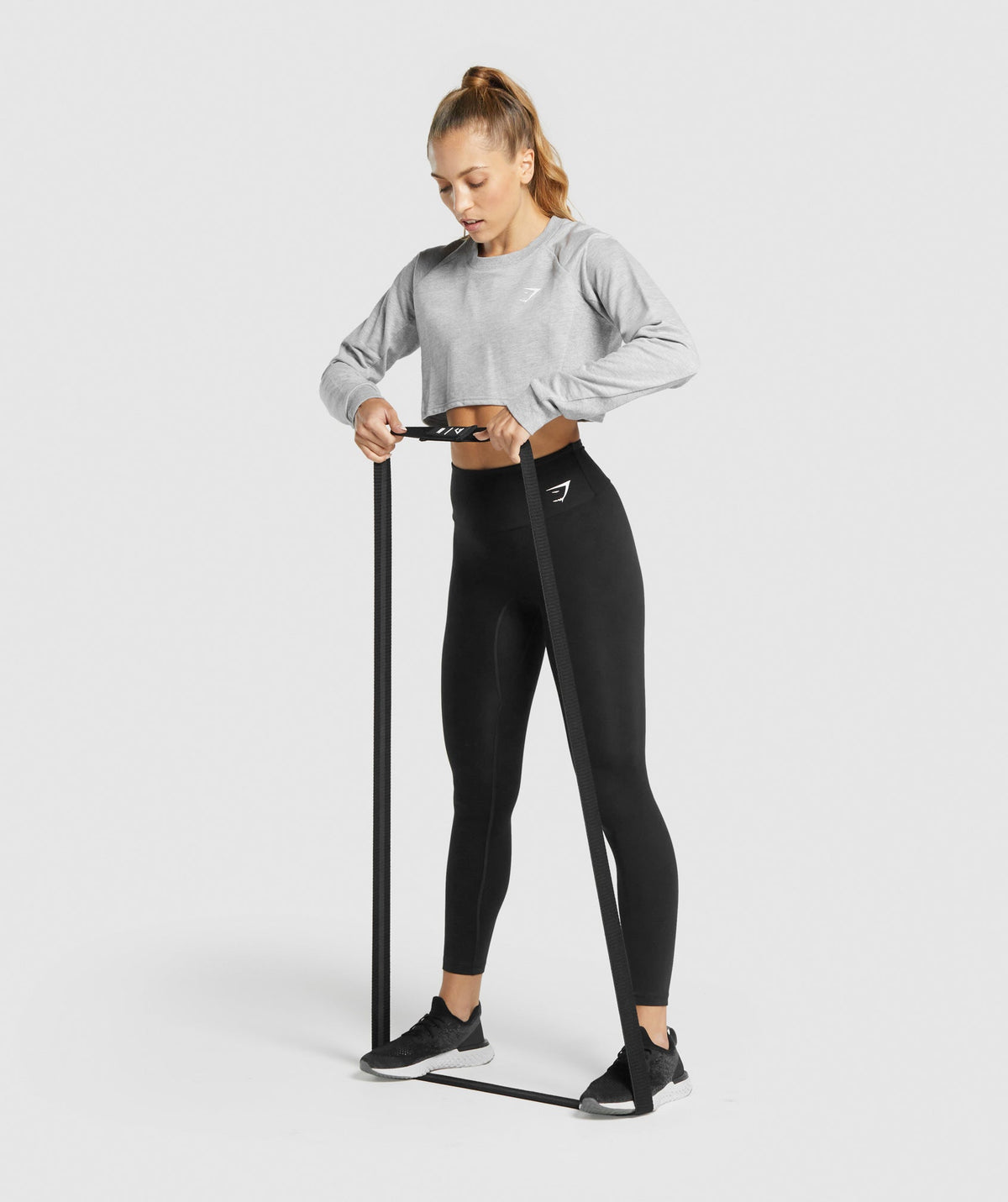 gymshark-long-heavy-resistance-band-black-white-logo
