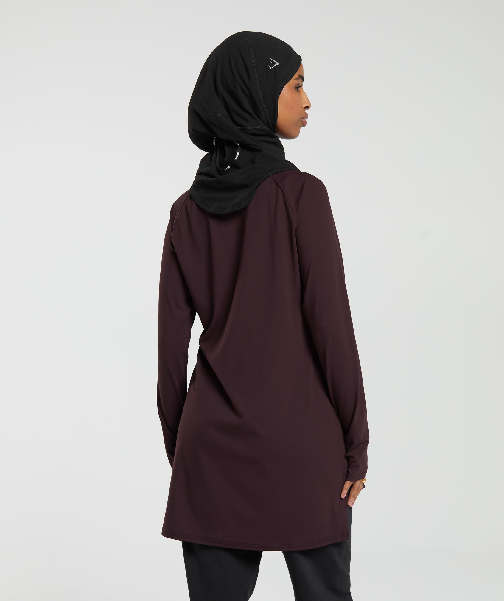 gymshark-long-line-long-sleeve-top-plum-brown-aw23