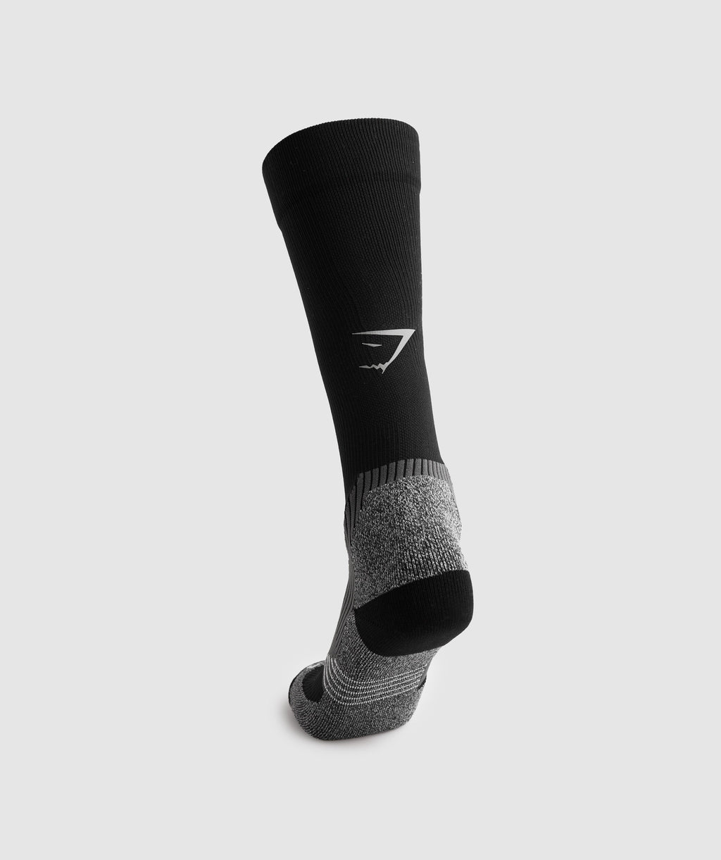 gymshark-long-performance-socks-black-ss22