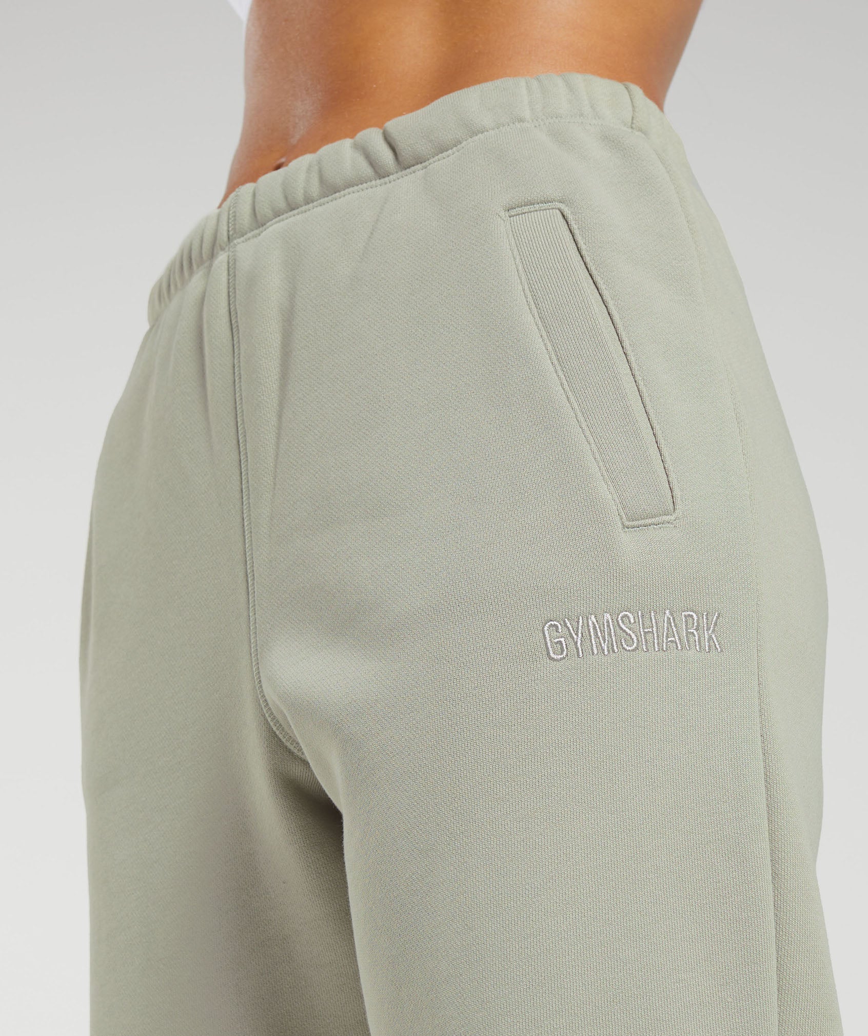 gymshark-heavyweight-loopback-sweat-joggers-stone-grey-aw23