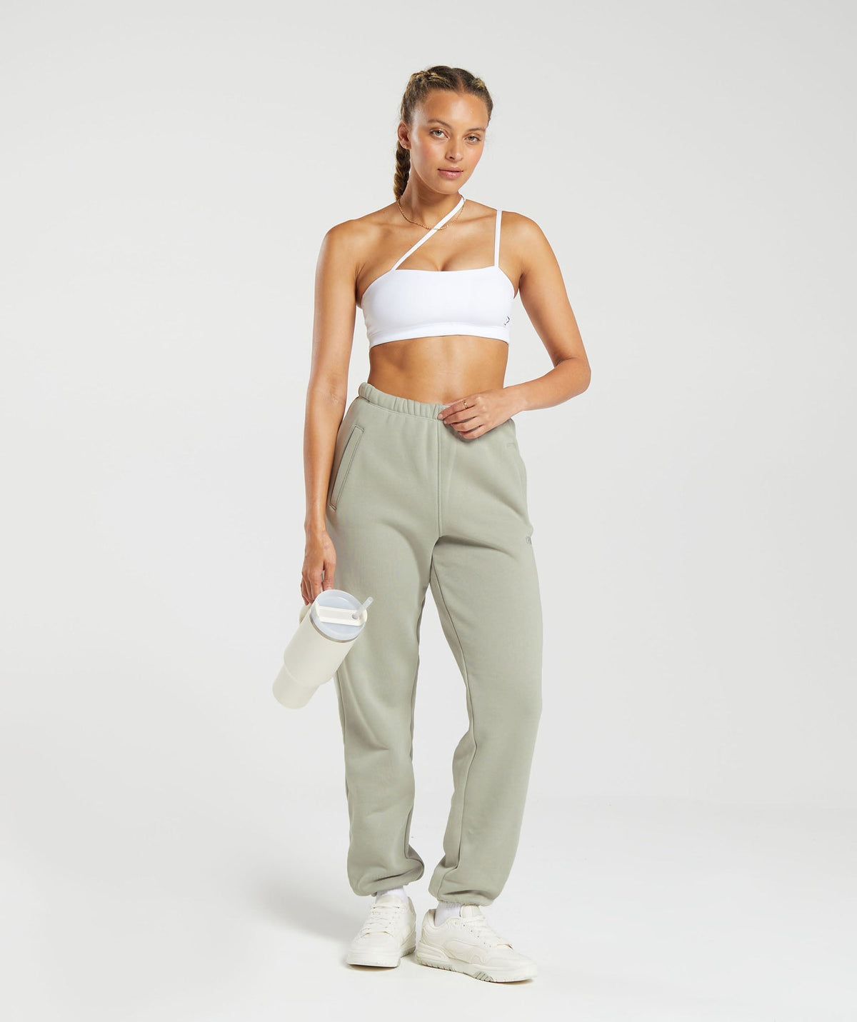gymshark-heavyweight-loopback-sweat-joggers-stone-grey-aw23