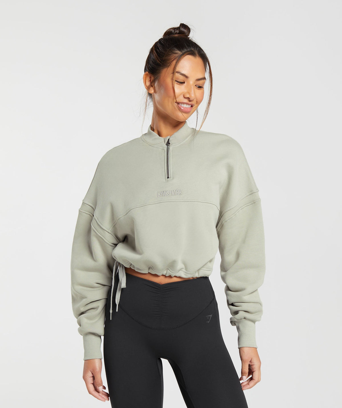 gymshark-heavyweight-loopback-sweat-pullover-stone-grey-aw23