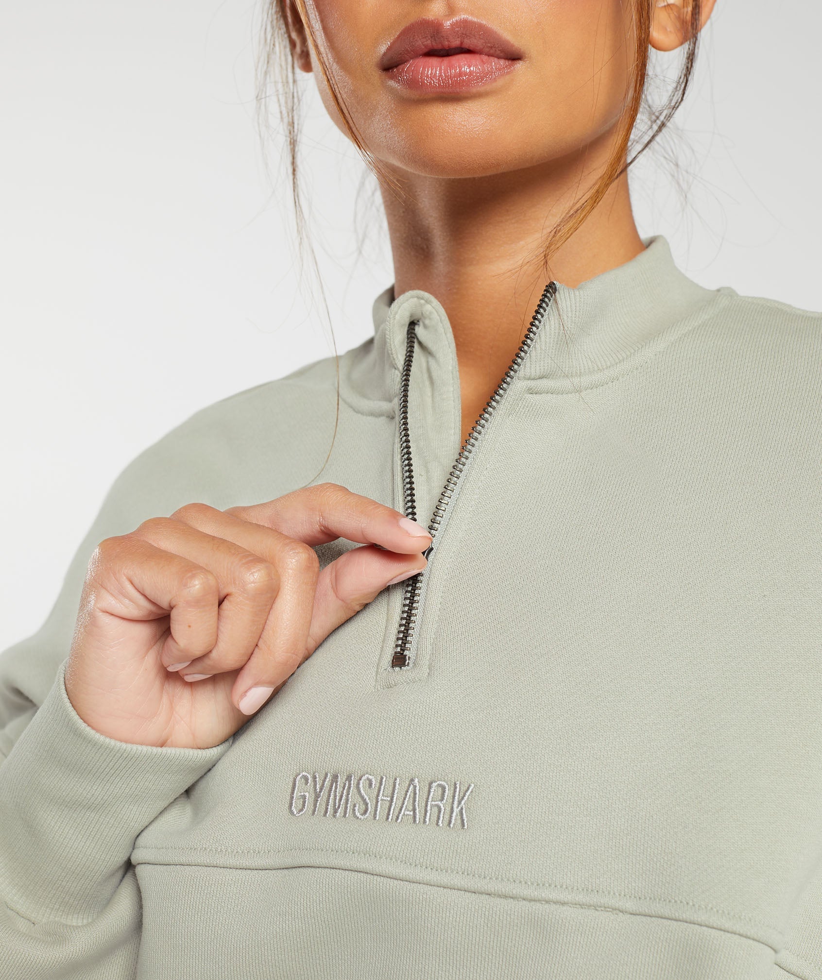 gymshark-heavyweight-loopback-sweat-pullover-stone-grey-aw23