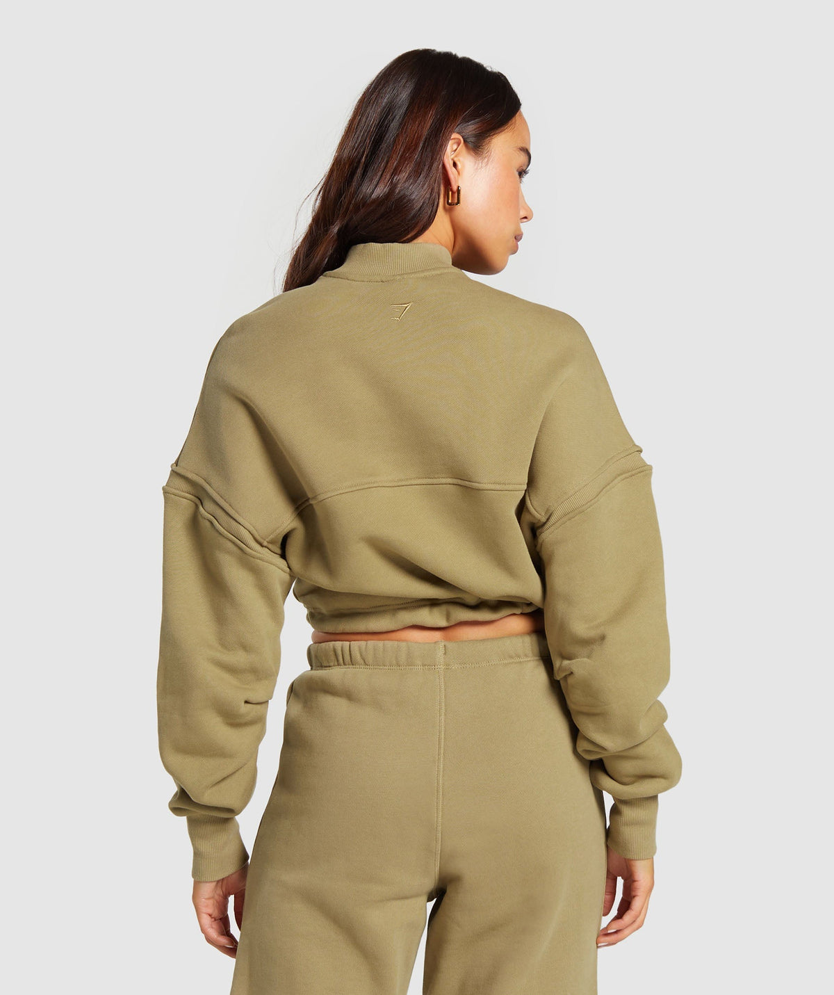 gymshark-heavyweight-loopback-sweat-pullover-troop-green-ss24