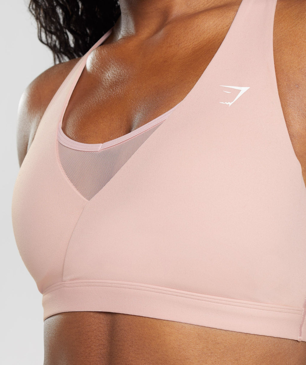 gymshark-crossover-sports-bra-scandi-pink-ss23