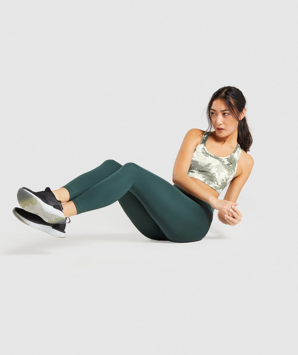 gymshark-essential-racerback-training-sports-bra-light-green-camo-print