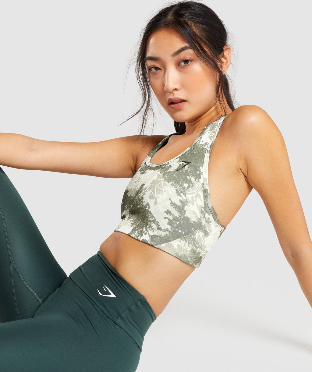 gymshark-essential-racerback-training-sports-bra-light-green-camo-print