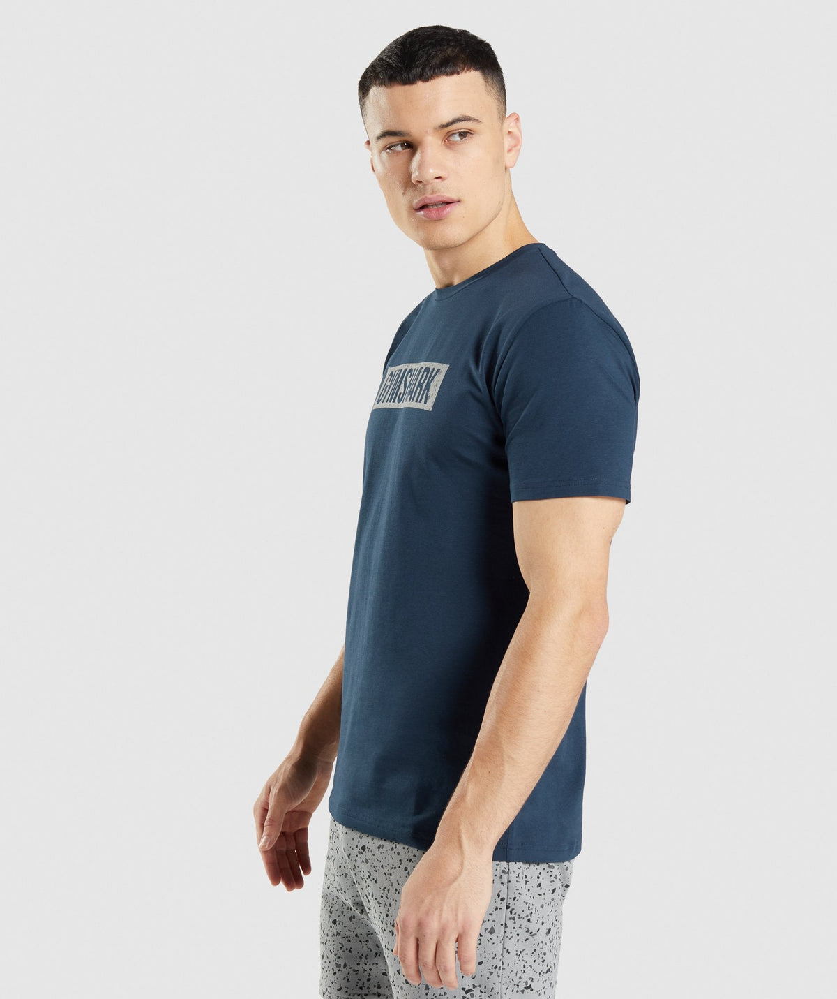 gymshark-micro-print-block-infill-t-shirt-navy-aw21