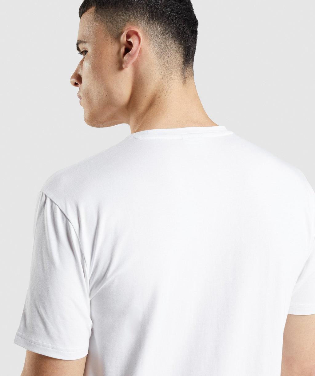 gymshark-micro-print-graphic-t-shirt-white-aw21
