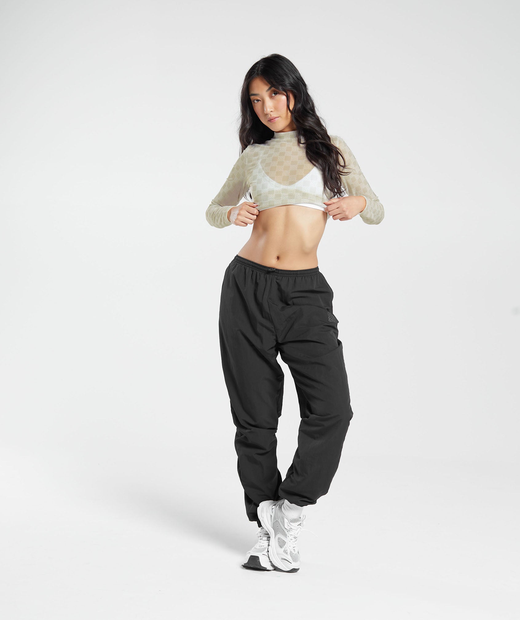gymshark-monogram-mesh-long-sleeve-top-vanilla-white-aw23