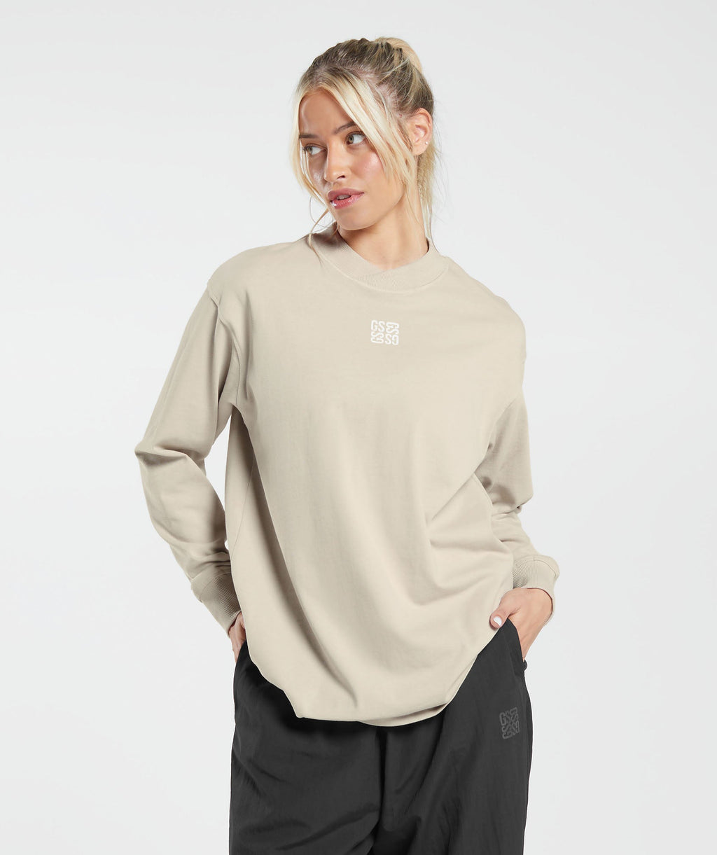 gymshark-monogram-oversized-long-sleeve-top-grey-aw23