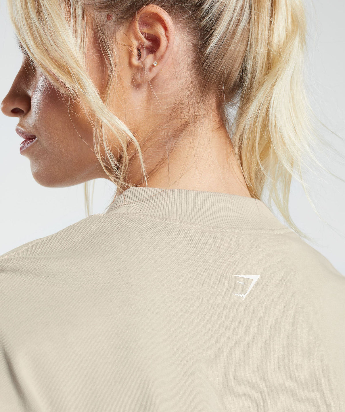 gymshark-monogram-oversized-long-sleeve-top-grey-aw23