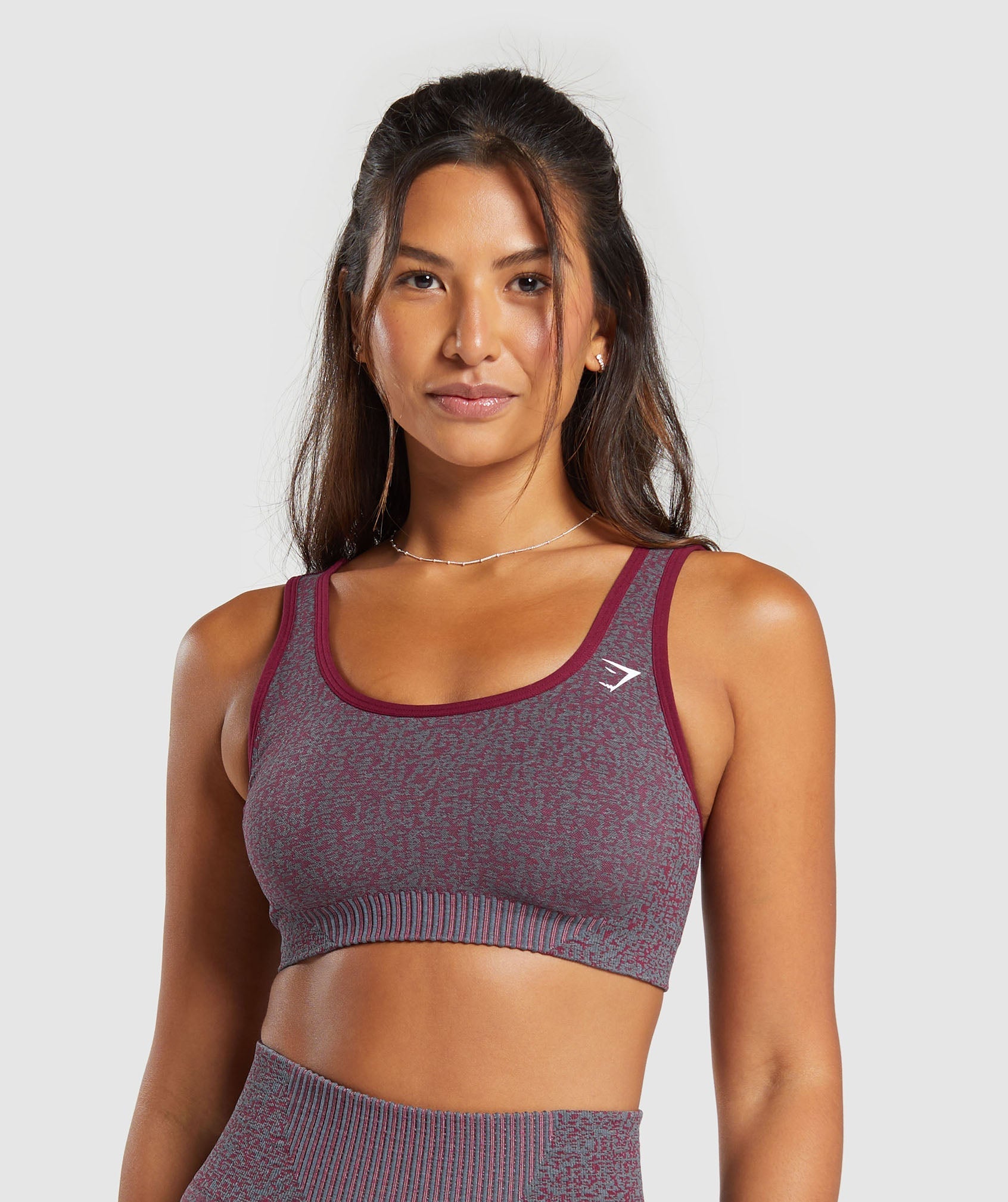 gymshark-marl-seamless-scoop-bra-plum-pink-marl-dark-grey-marl-plum-pink-aw23