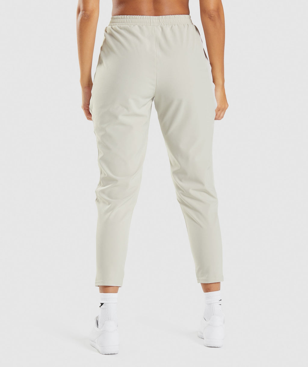 gymshark-maximise-track-joggers-grey-aw21