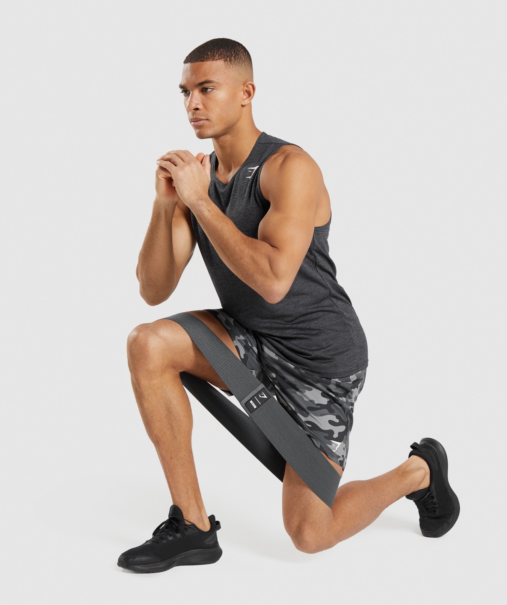 gymshark-medium-glute-band-charcoal-grey-aw21