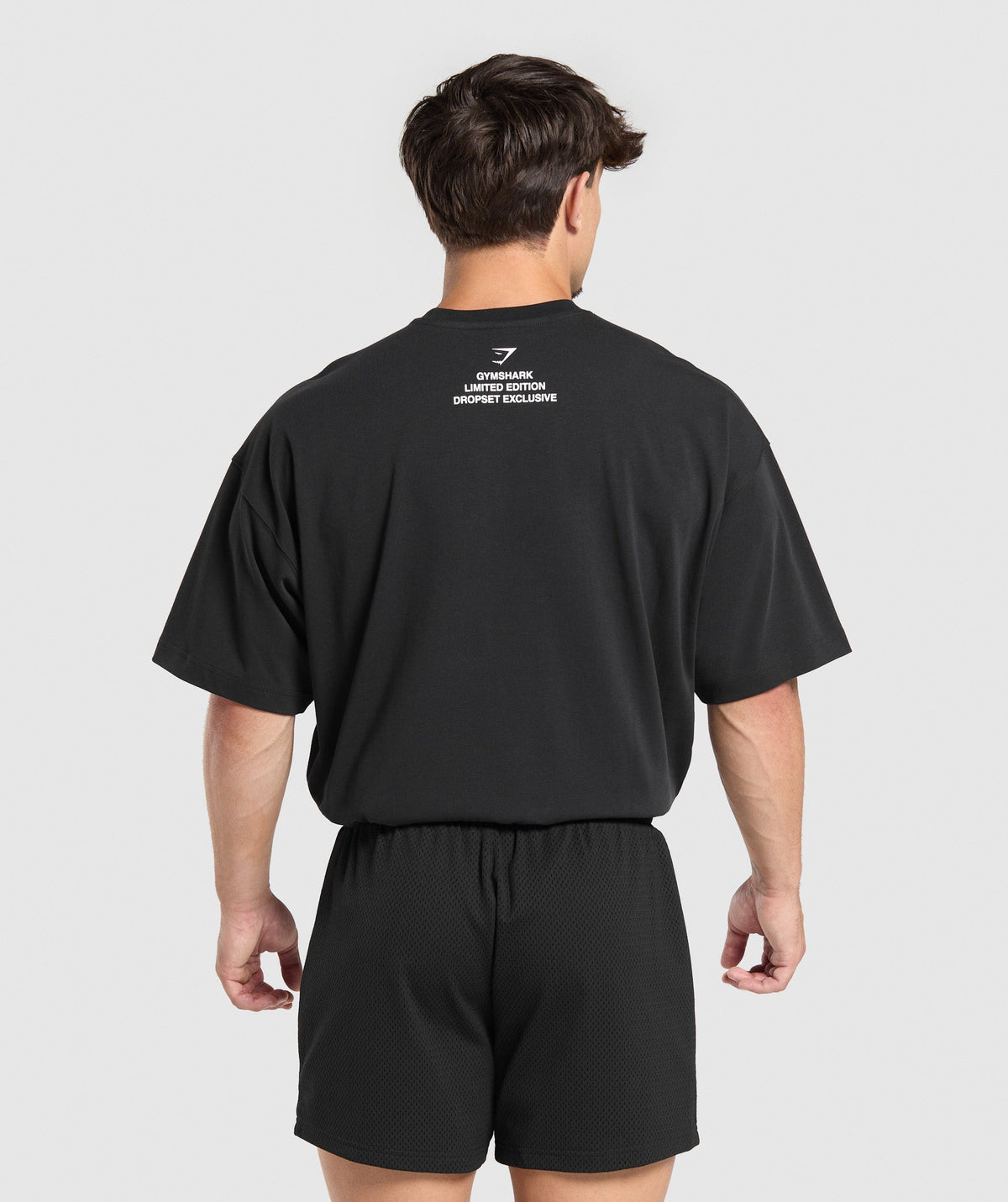 gymshark-mens-athlete-bootleg-graphic-t-shirt-black-aw24