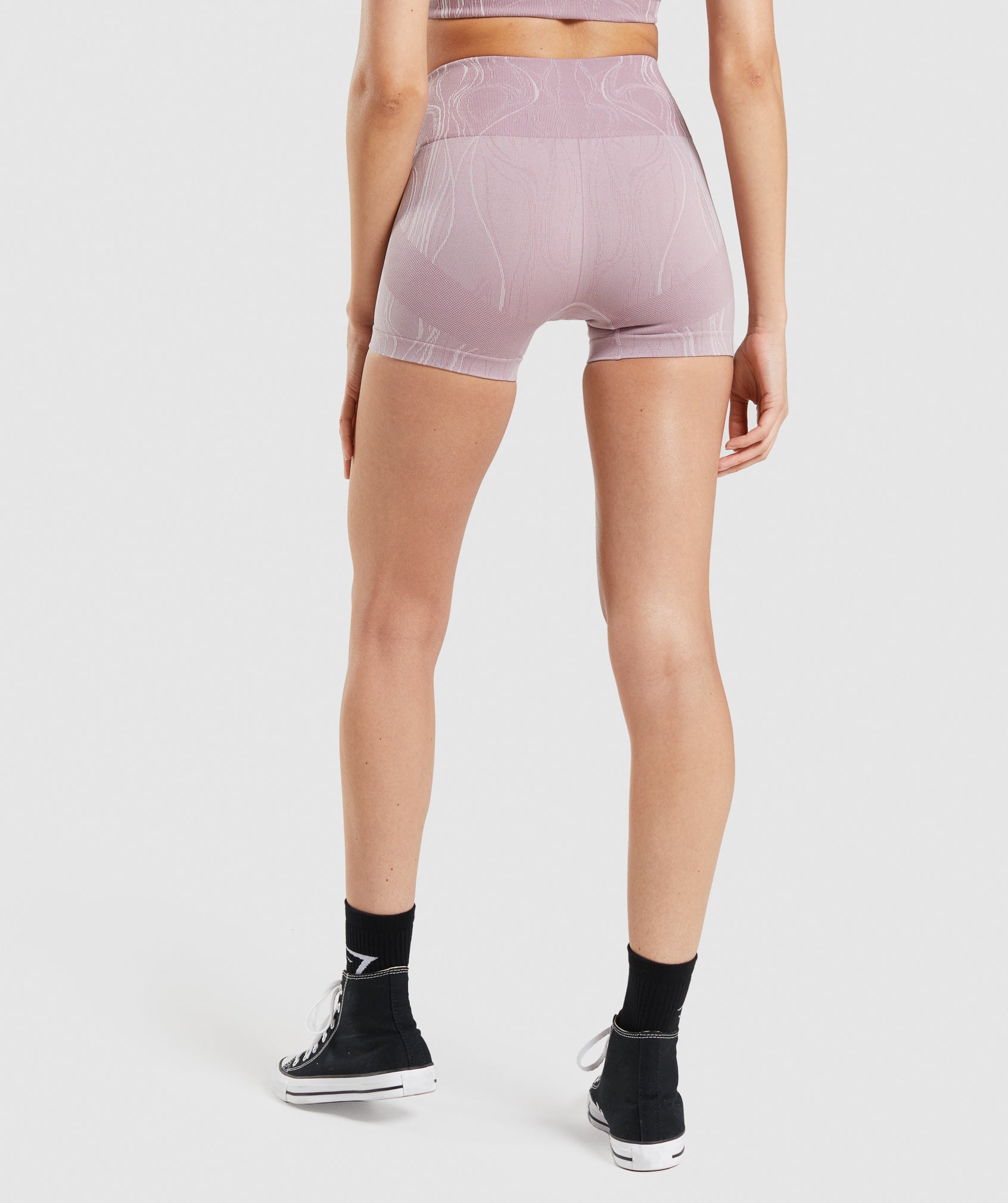 gymshark-mercury-seamless-shorts-light-purple