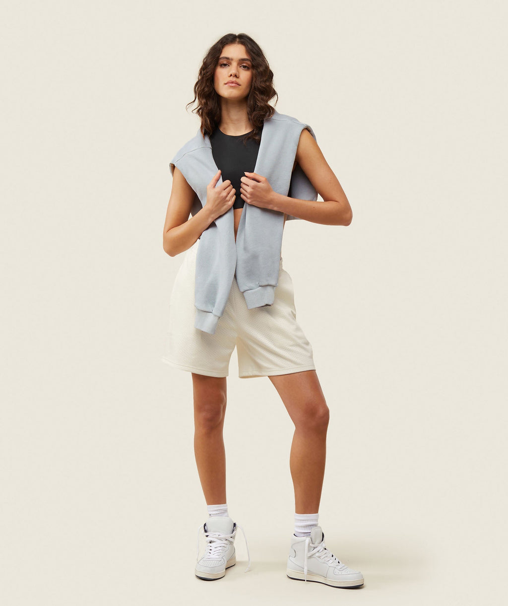 gymshark-everywear-basketball-shorts-soft-white-ss24