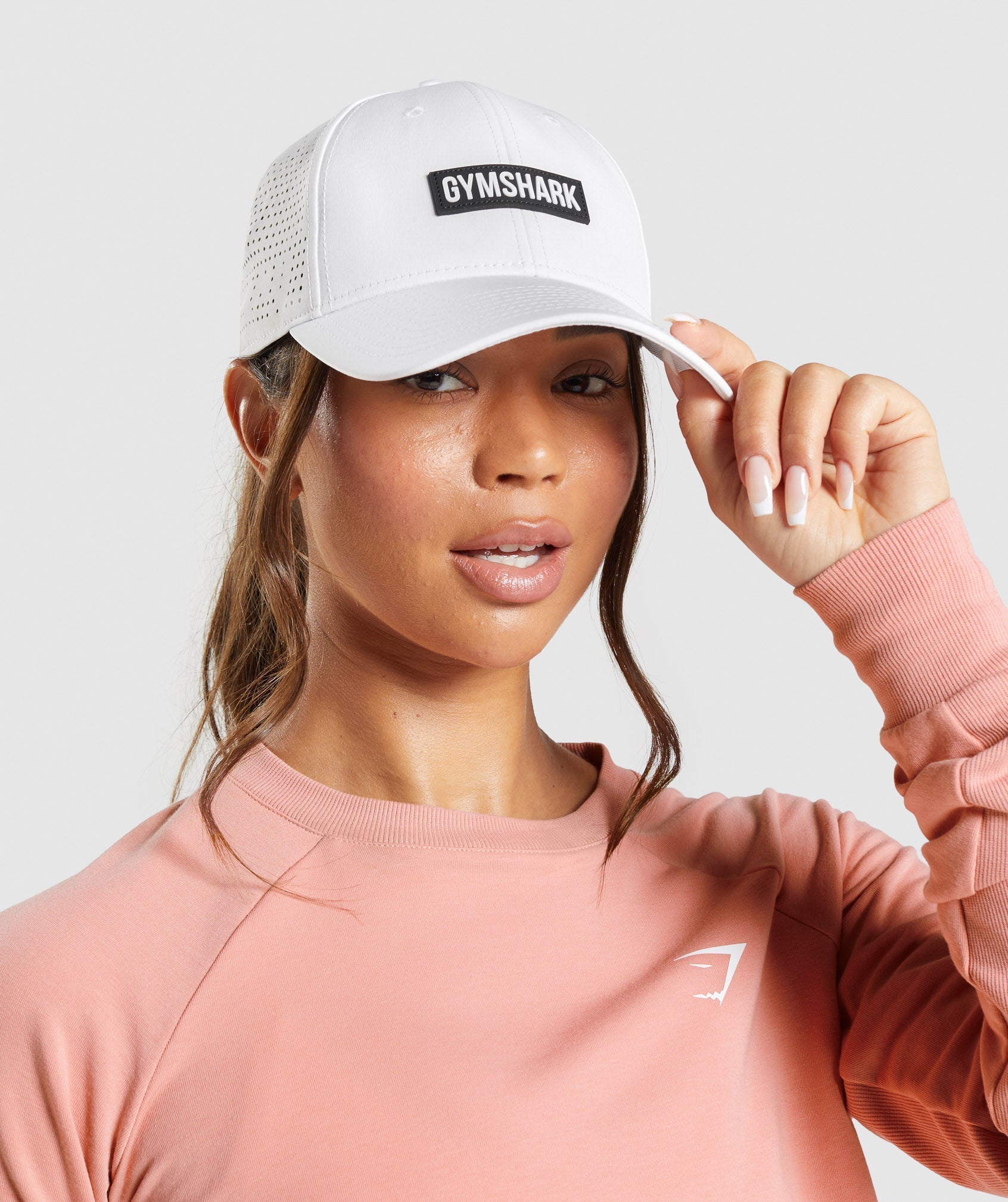 gymshark-mesh-snapback-white-ss22