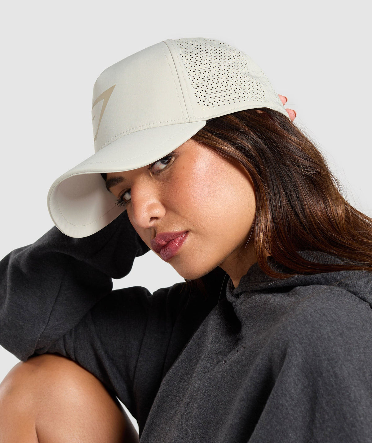 gymshark-mesh-trucker-headwear-white-ss24