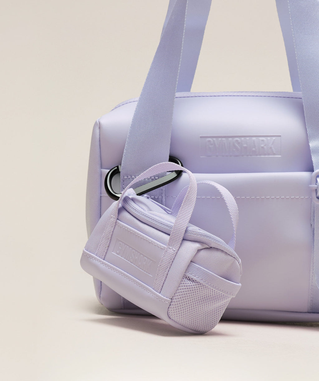 gymshark-mini-everyday-holdall-keychain-fresh-lilac-ss25