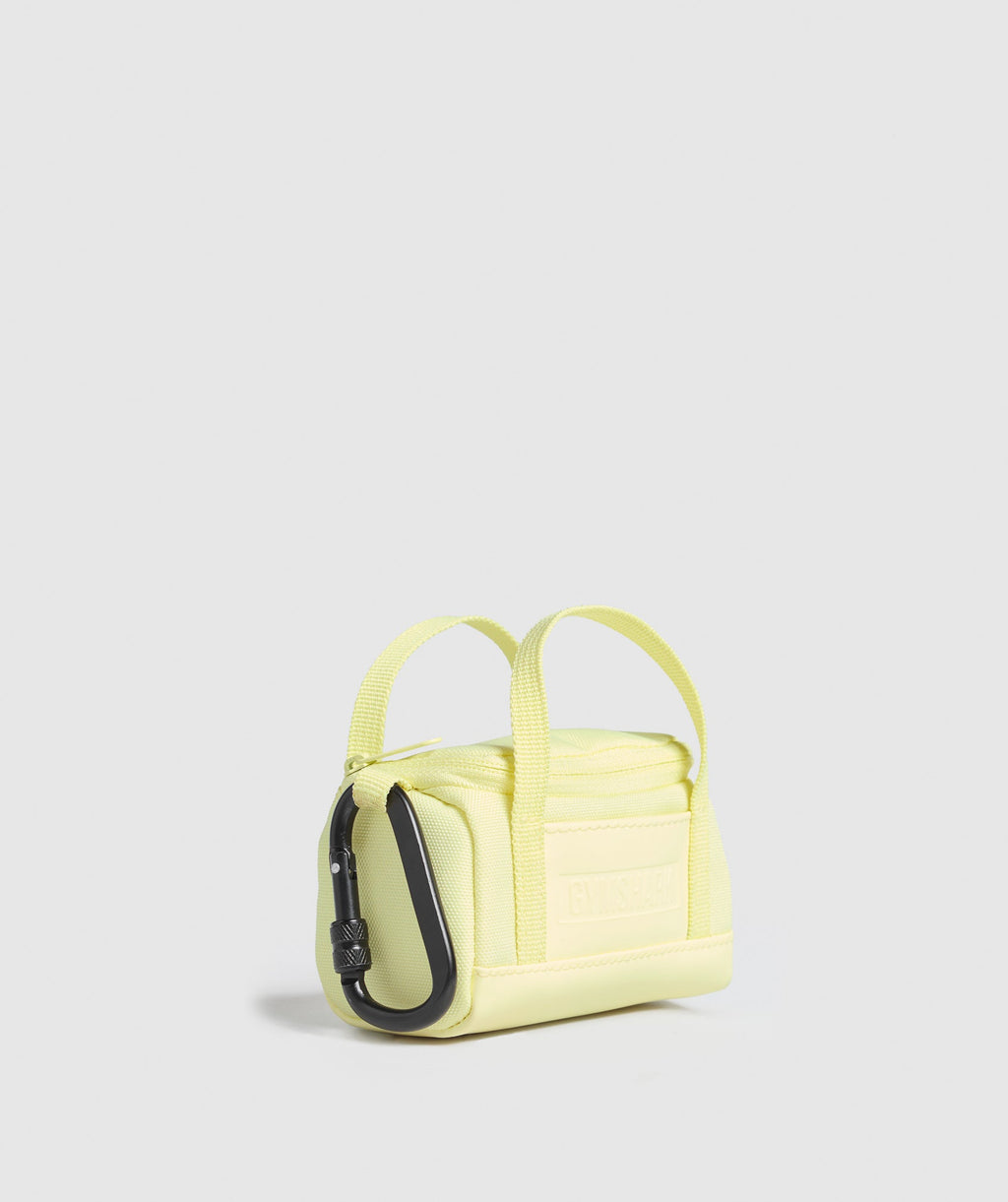gymshark-mini-everyday-holdall-keychain-refresh-yellow-ss25