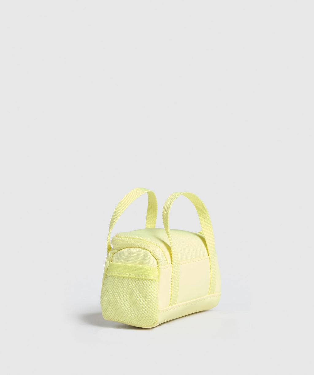 gymshark-mini-everyday-holdall-keychain-refresh-yellow-ss25