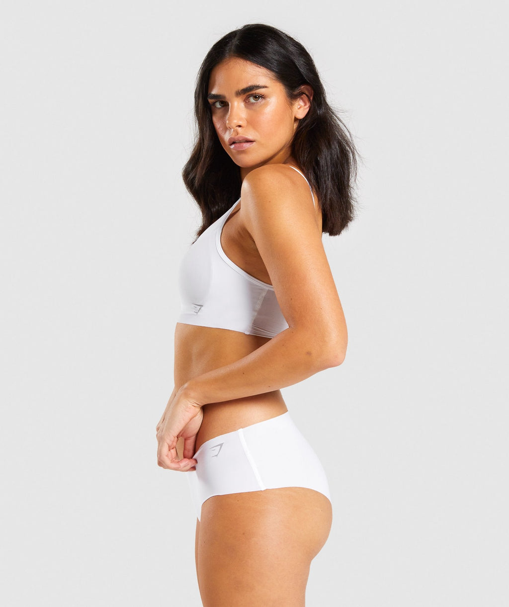gymshark-no-vpl-bralette-white