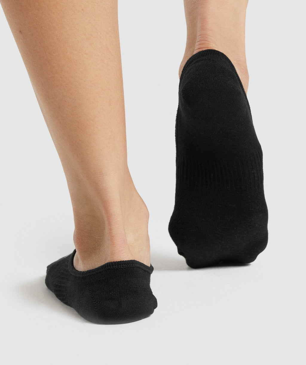 gymshark-no-show-socks-3pk-black-aw21