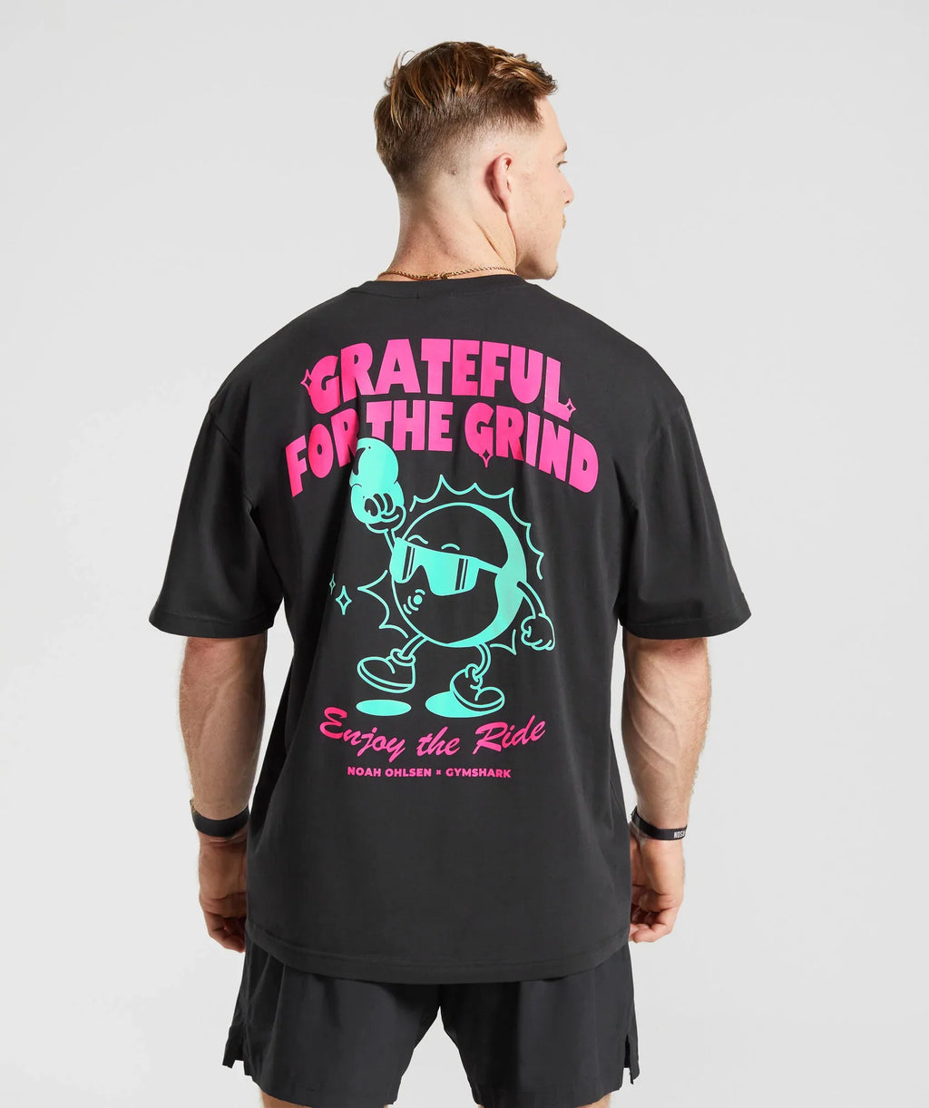 gymshark-noah-ohlsen-oversized-sun-t-shirt-black-ss23