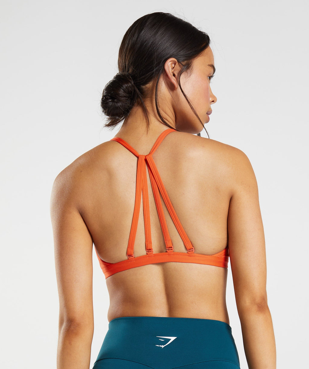 gymshark-minimal-sports-bra-pepper-red-aw22