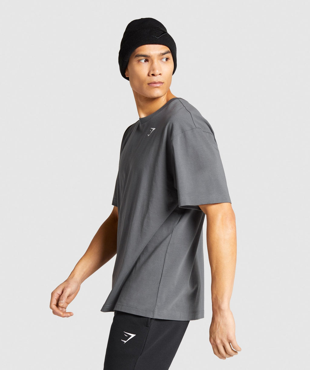 gymshark-essential-oversized-t-shirt-charcoal-gs21