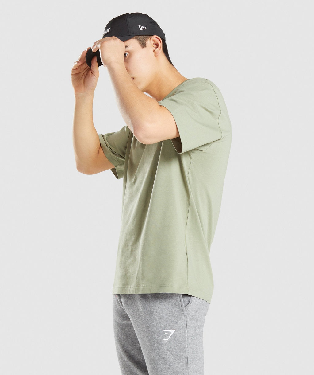 gymshark-essential-oversized-t-shirt-light-green-gs21