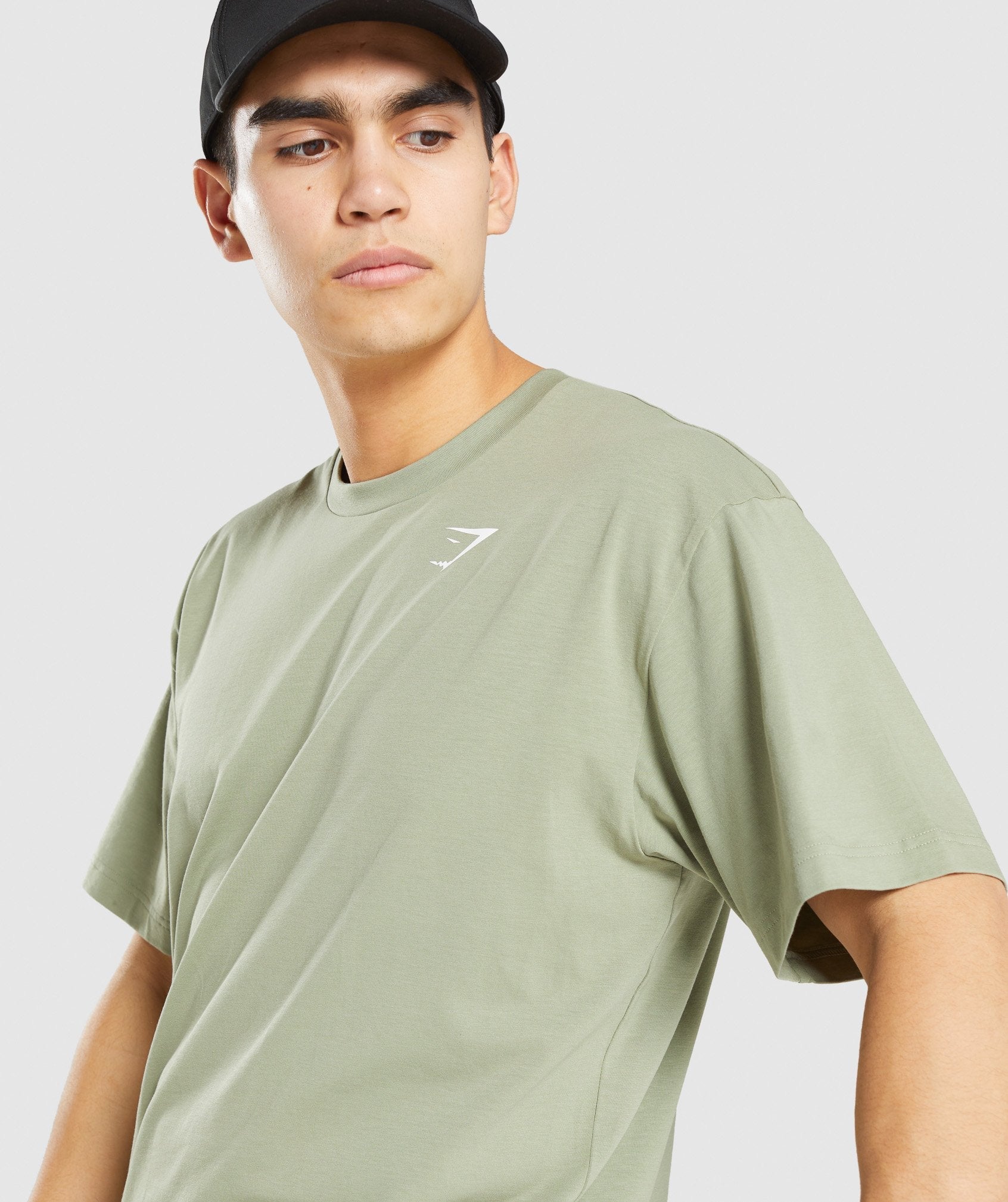 gymshark-essential-oversized-t-shirt-light-green-gs21