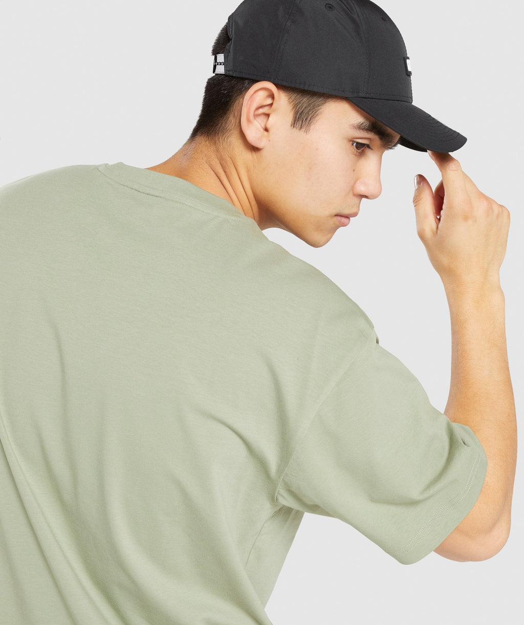gymshark-essential-oversized-t-shirt-light-green-gs21