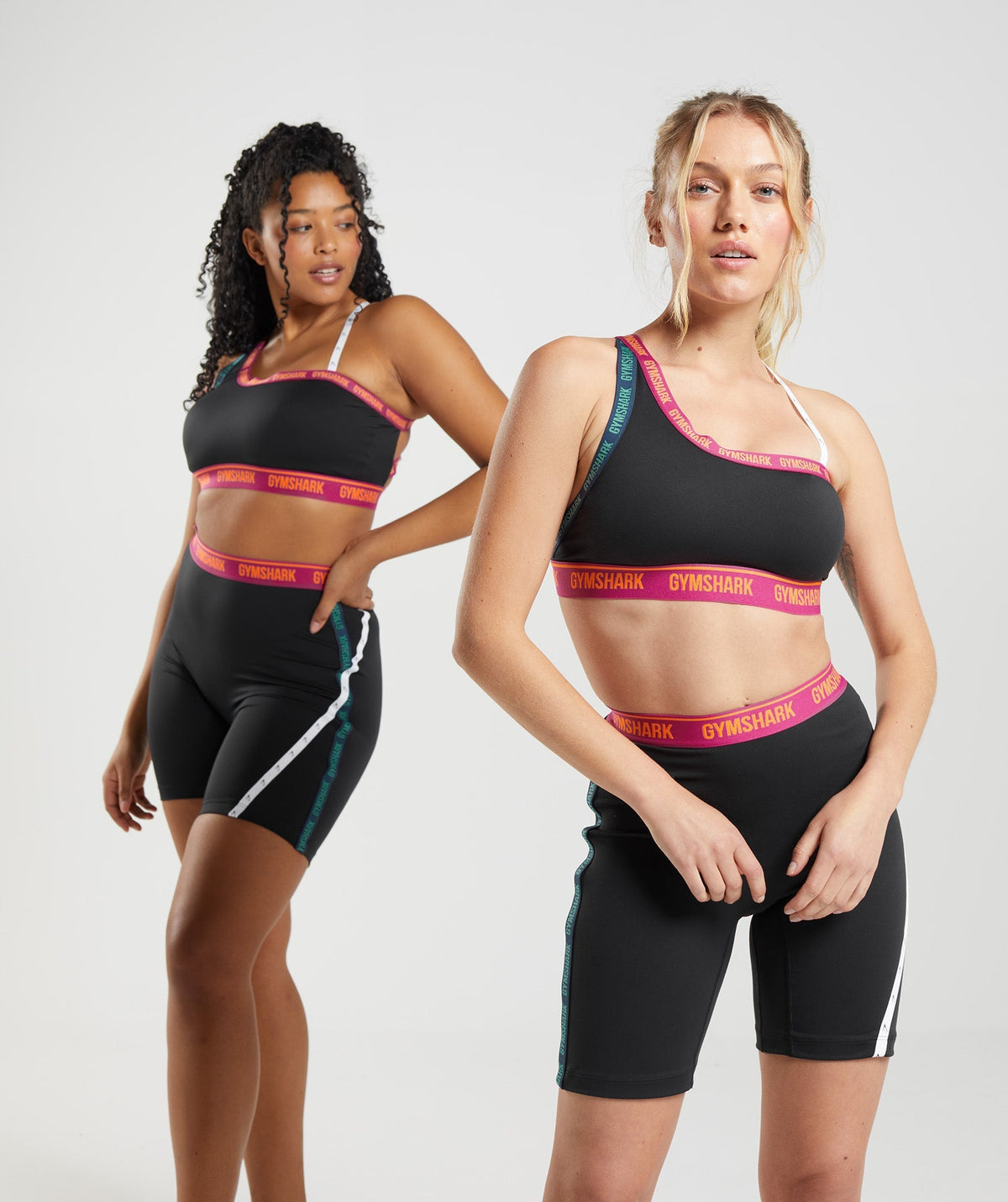 gymshark-strike-sports-bra-black-dragon-pink-alpine-green-ss22