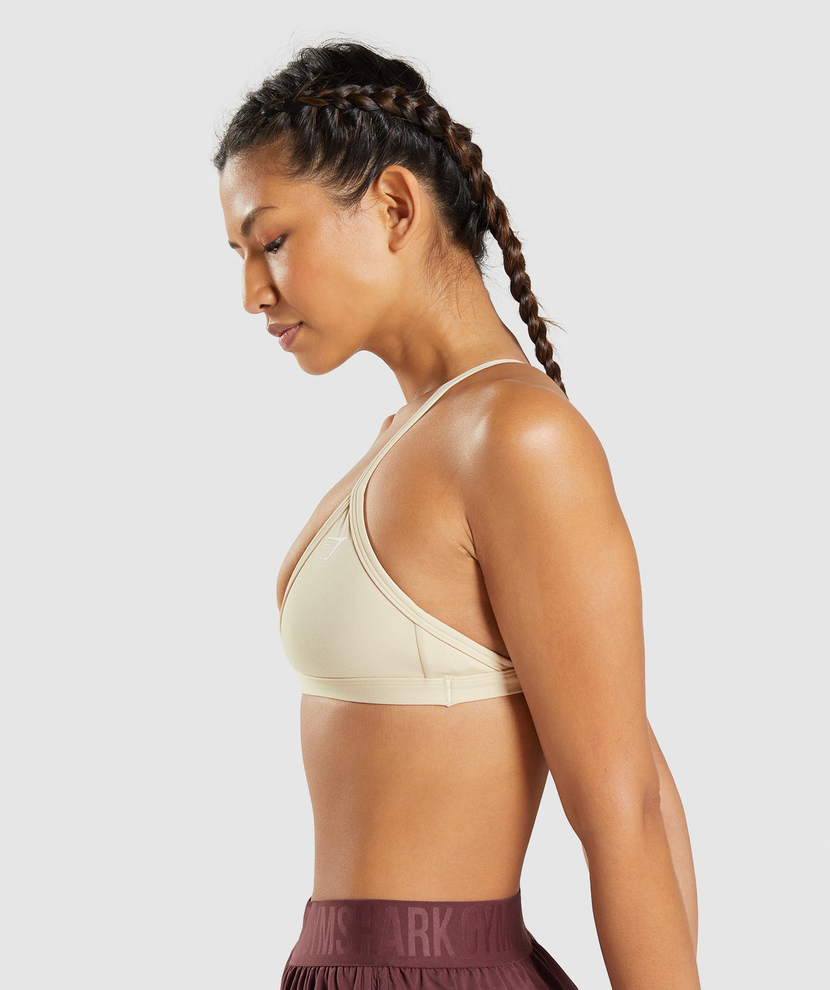 gymshark-minimal-sports-bra-vanilla-brown-ss22