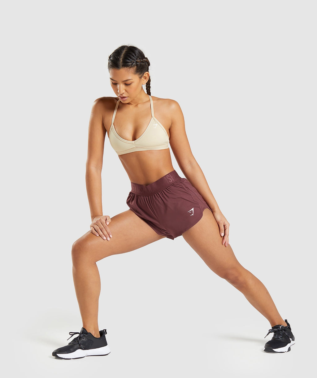 gymshark-minimal-sports-bra-vanilla-brown-ss22