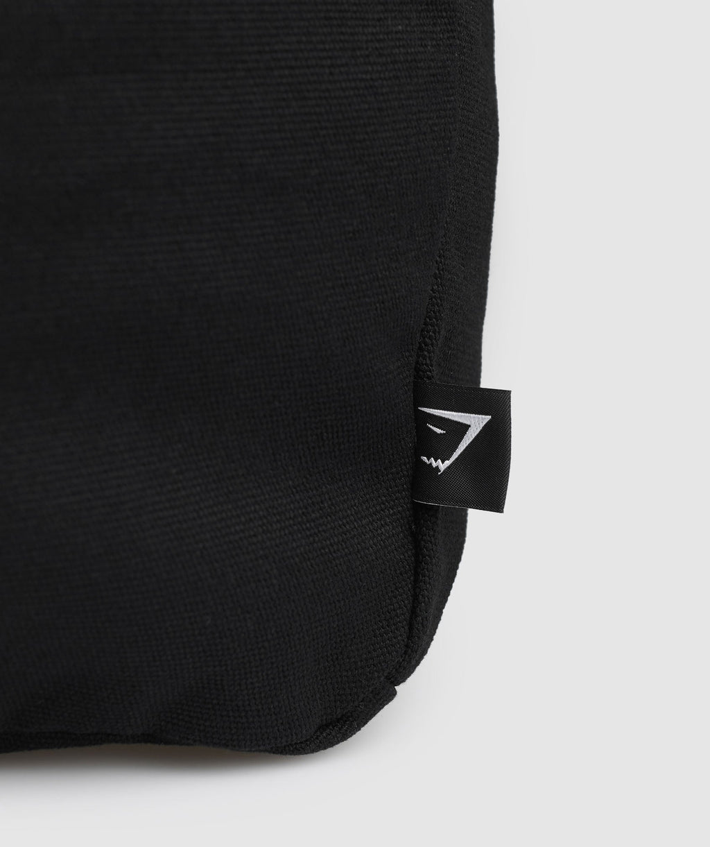 gymshark-oversized-canvas-tote-black-ss24