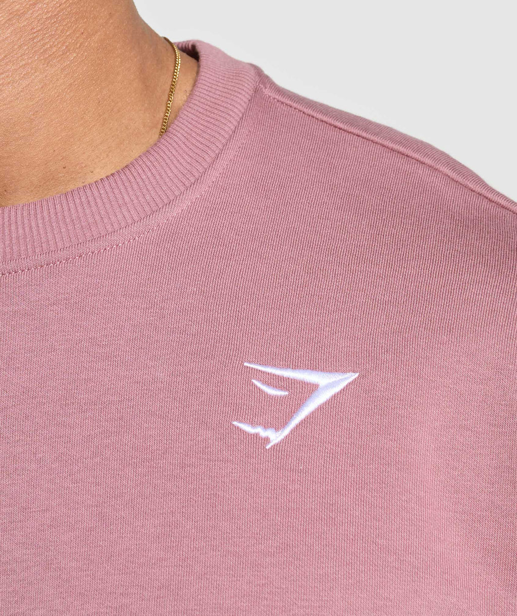 gymshark-oversized-crest-crew-calm-pink-ss25