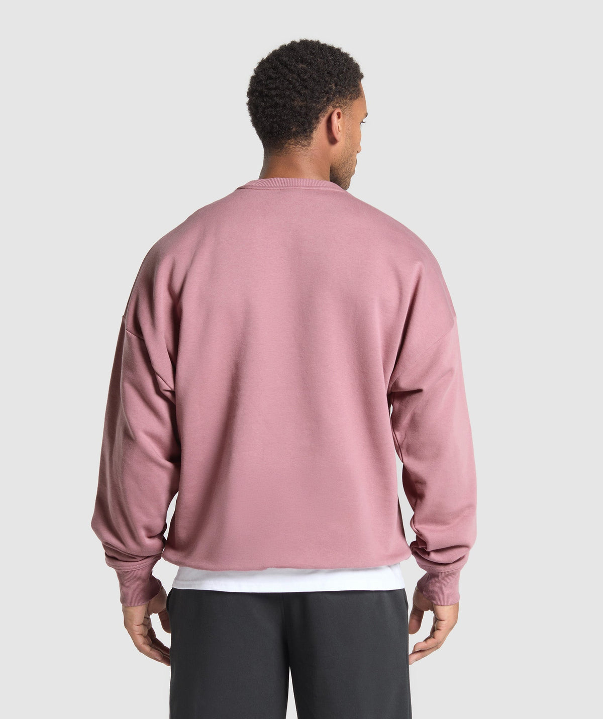 gymshark-oversized-crest-crew-calm-pink-ss25