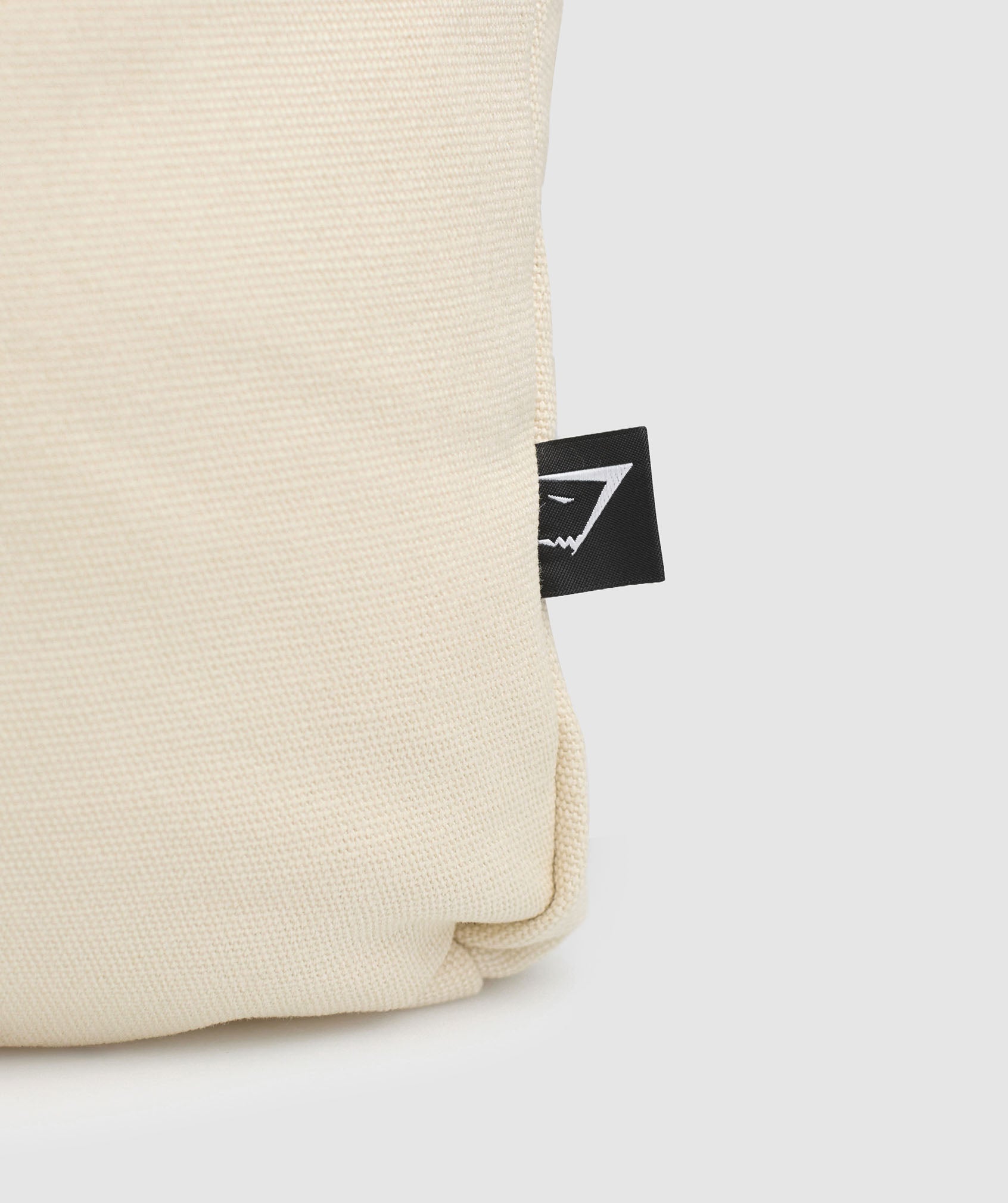 gymshark-work-for-it-oversized-tote-ecru-white-ss24