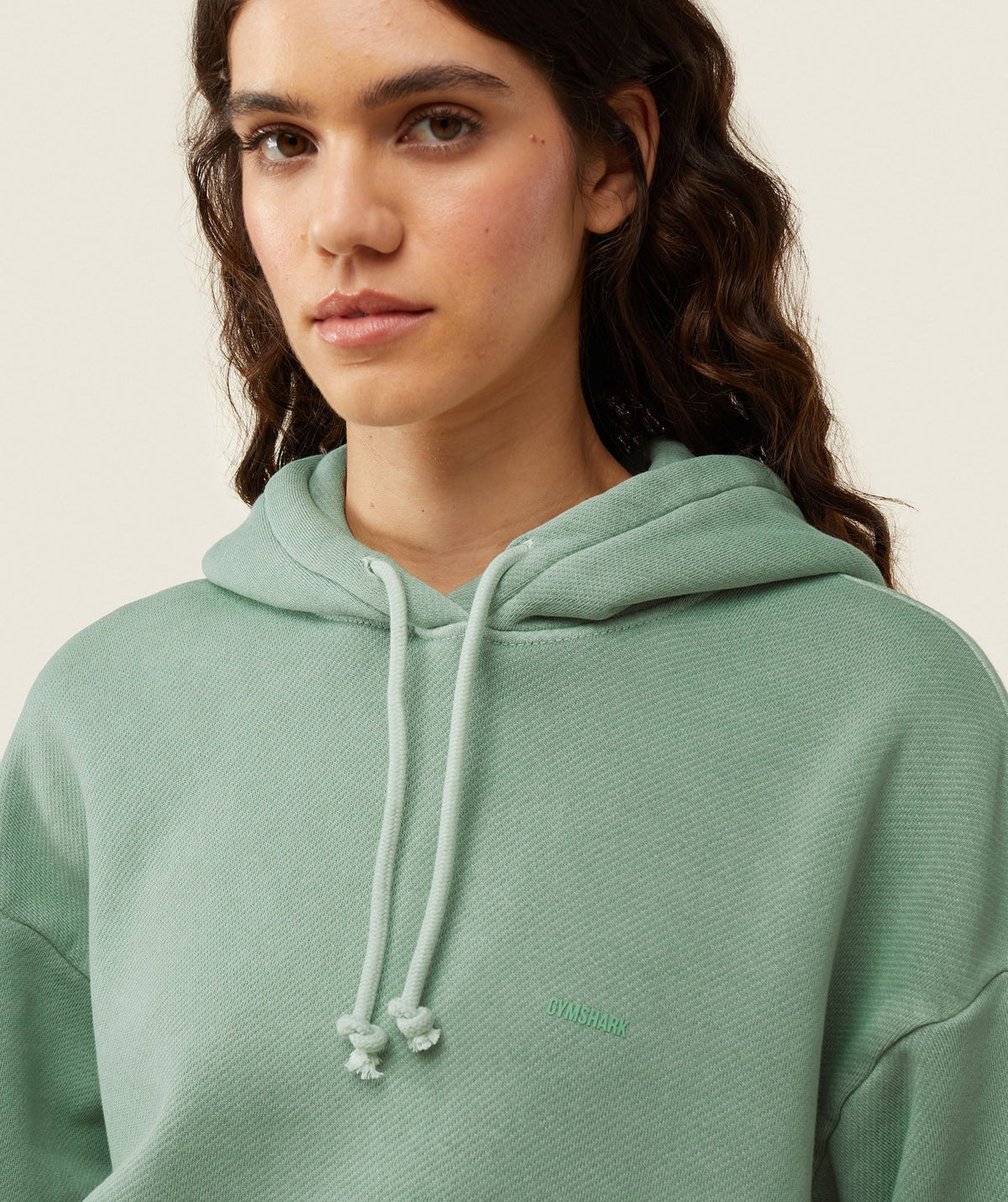 gymshark-everywear-relaxed-hoodie-dollar-green-ss24-1