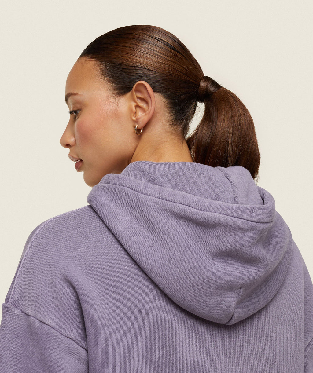gymshark-everywear-relaxed-hoodie-fog-purple-ss24