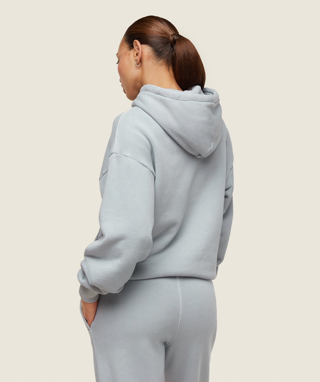 gymshark-everywear-relaxed-hoodie-ice-grey-ss24