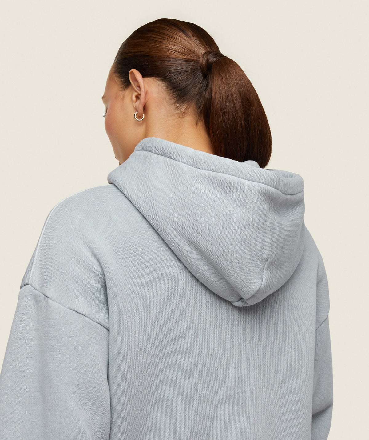 gymshark-everywear-relaxed-hoodie-ice-grey-ss24