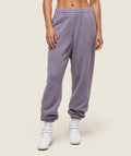 gymshark-everywear-relaxed-sweatpants-fog-purple-ss24