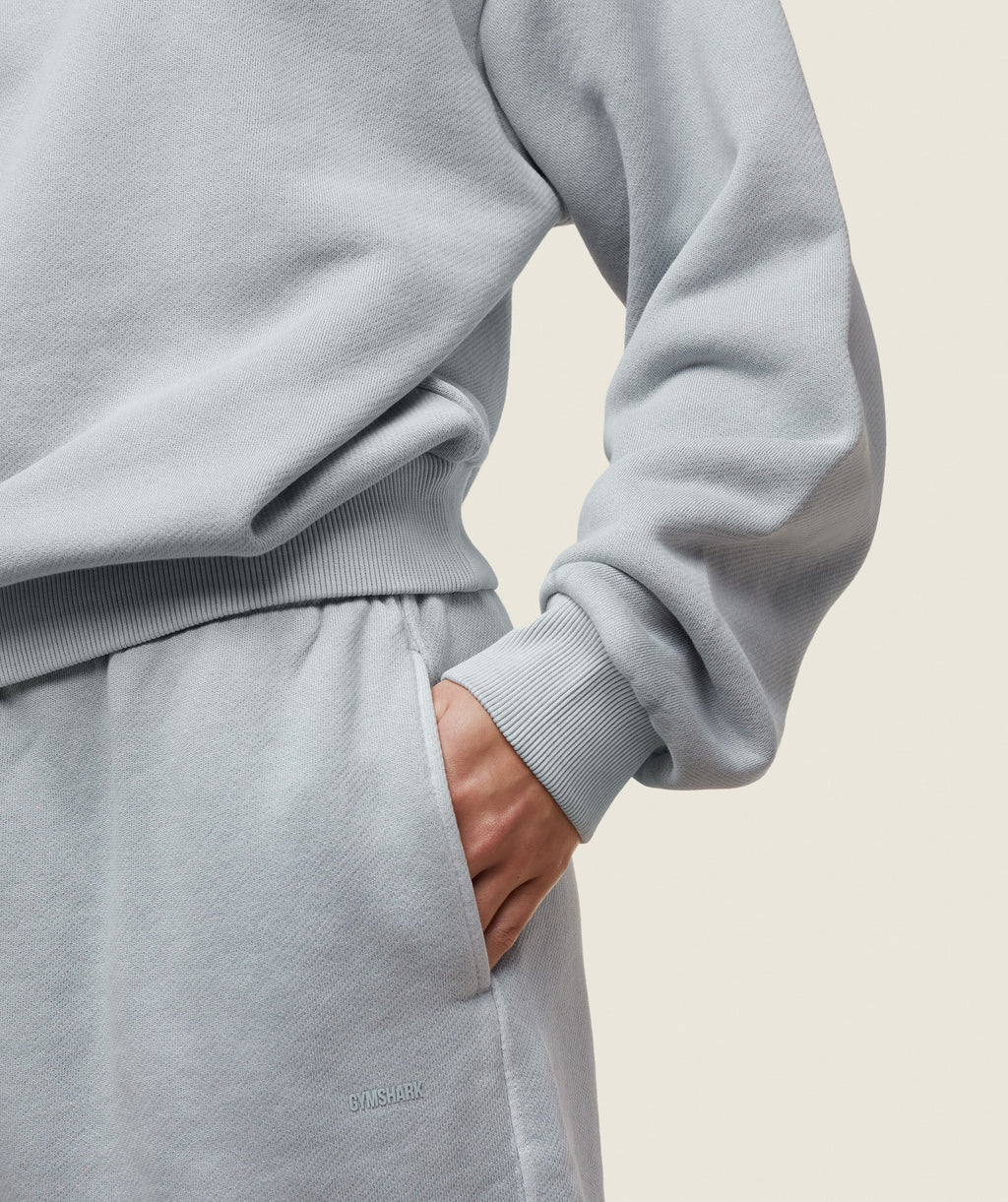 gymshark-everywear-relaxed-sweatshirt-ice-grey-ss24