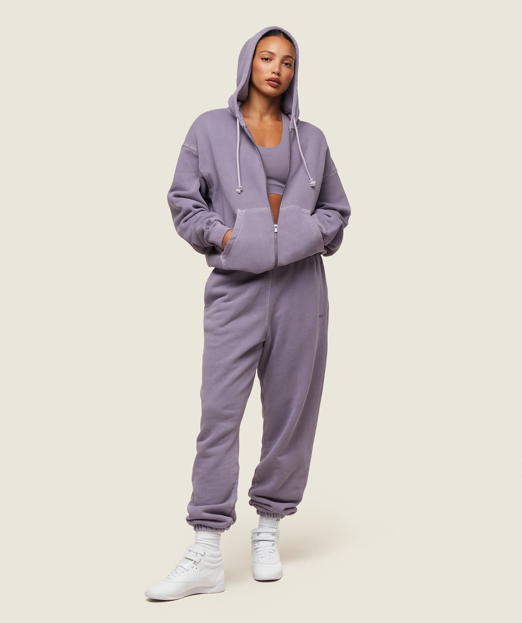 gymshark-everywear-relaxed-zip-hoodie-fog-purple-ss24