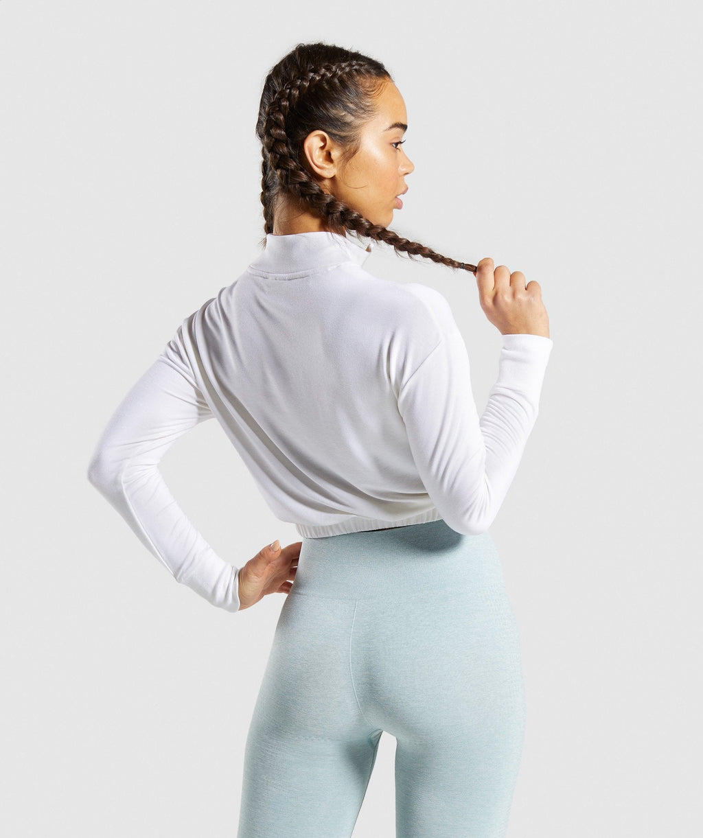 gymshark-pippa-training-pullover-white